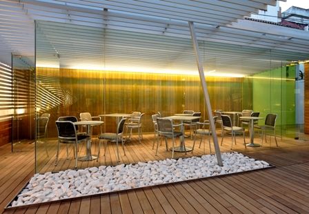 Boutique Hotel Holos Un lugar ideal donde poder disfrutar de un aperitivo o de una buena comida