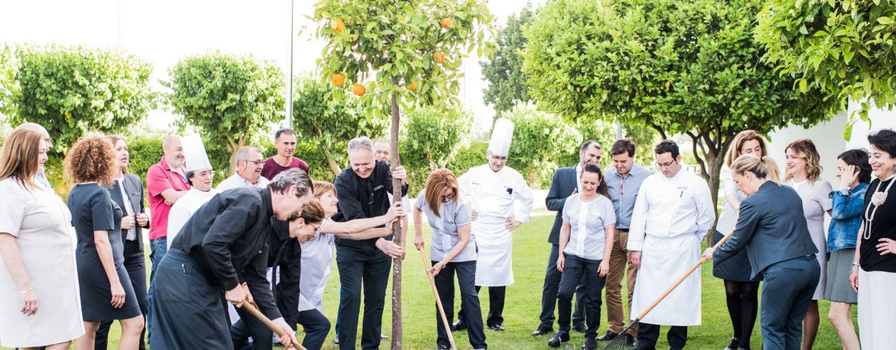 Ecotic y la Asociación de Hoteles de Sevilla y Provincia colaboran para impulsar el reciclaje electrónico y la economía circular