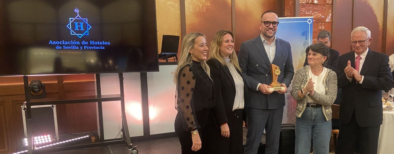 Iconica Fest recibe el XXIII Premio Embajador de Sevilla 