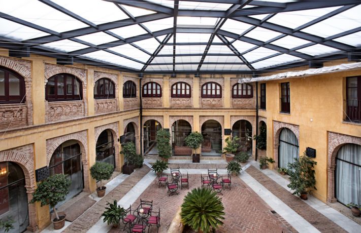 Hotel Alcázar de la Reina