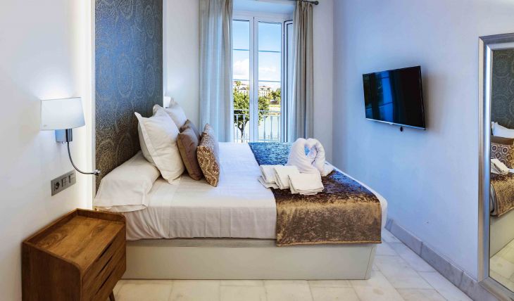 Betis 7 Luxury Boutique Apartments Betis 7 Luxury Boutique Apartments