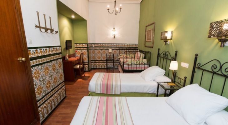 Habitacion Triple Hotel Abanico Sevilla