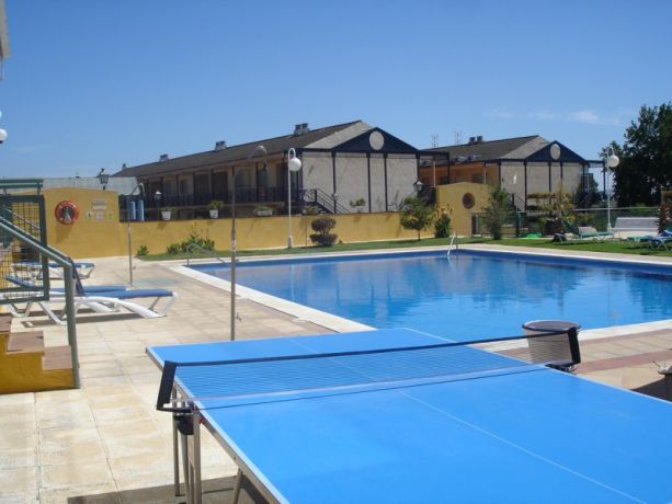 Jardín de la Reina Piscina con mesa de Ping Pong