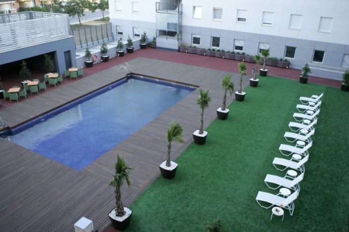 Vértice Aljarafe Piscina