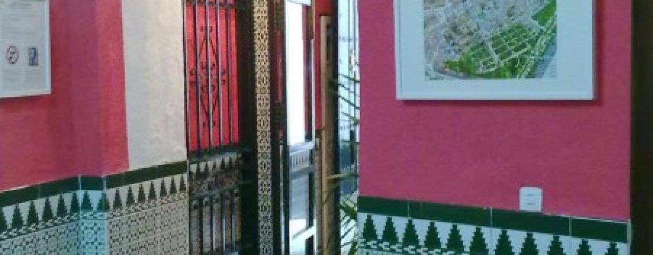 La Casa de la Luna Entrada al hostal